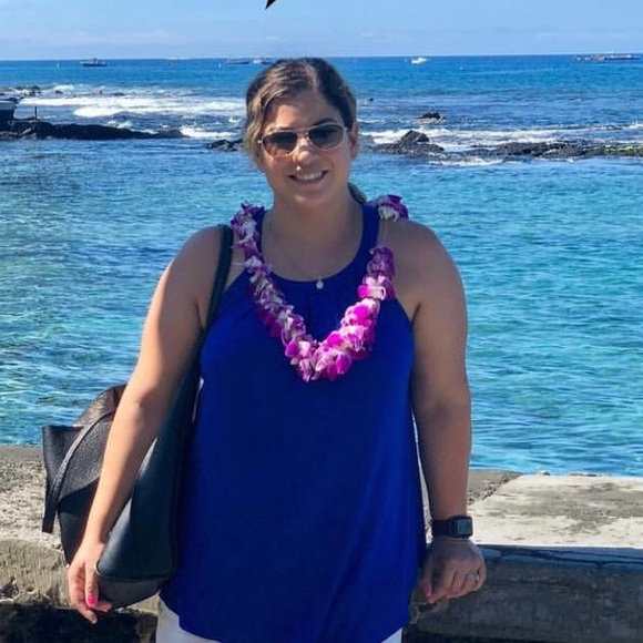 Meet your Posher, Erica - Picture 2 of 2